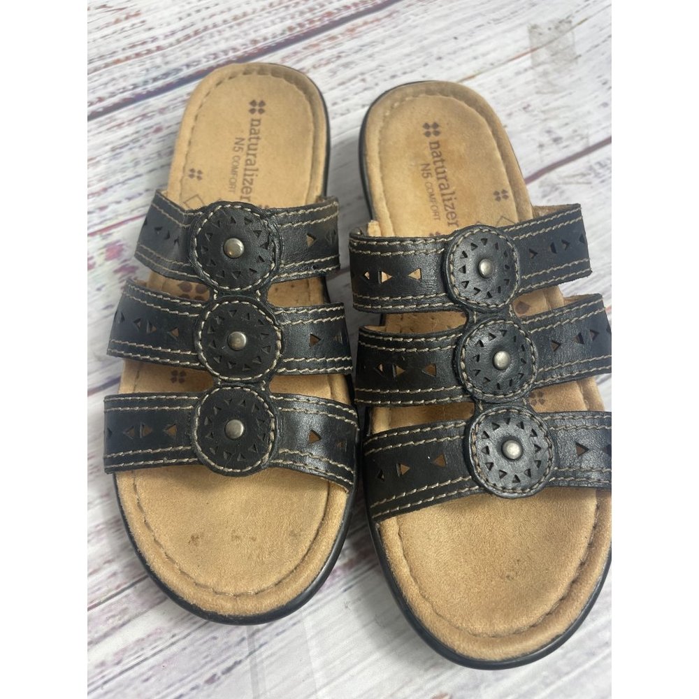 Naturalizer N5 Comfort Black Leather Slide‎ Sandals - Girls sz 4.5
